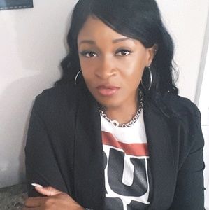 Meet your Posher, Precious